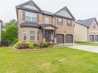 3703 Okefenokee Rdg, Loganville, GA 30052