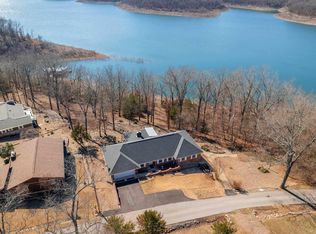 111 Atherly Cir, Bull Shoals, AR 72619