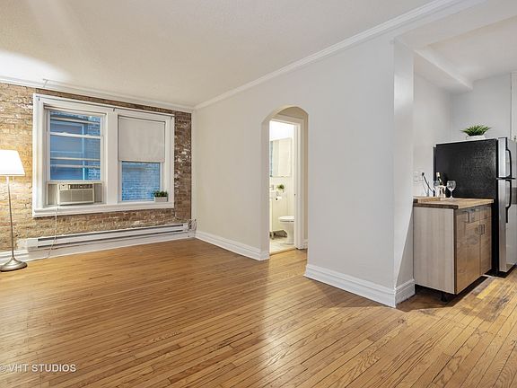 4th image of 846 W Ainslie St APT Qc