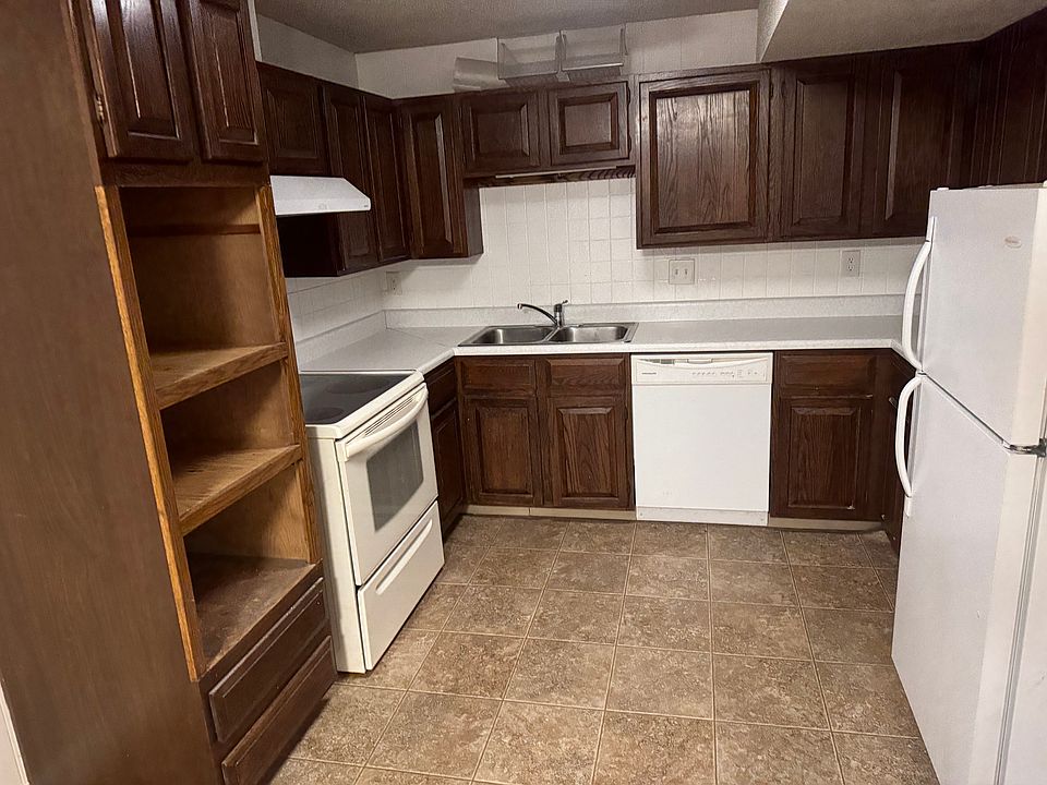 1st image of 1321 2nd Ave S #3