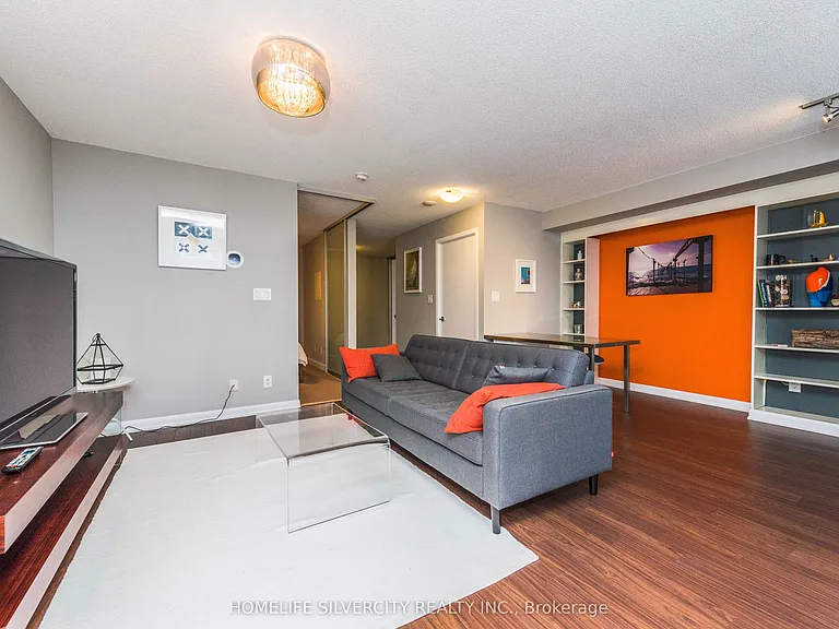 205 Frederick St #404 — Photo 5