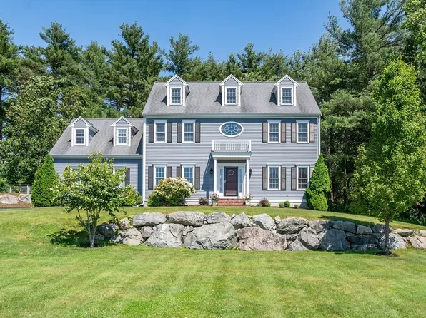 12 Mozart Dr, Walpole, MA 02081