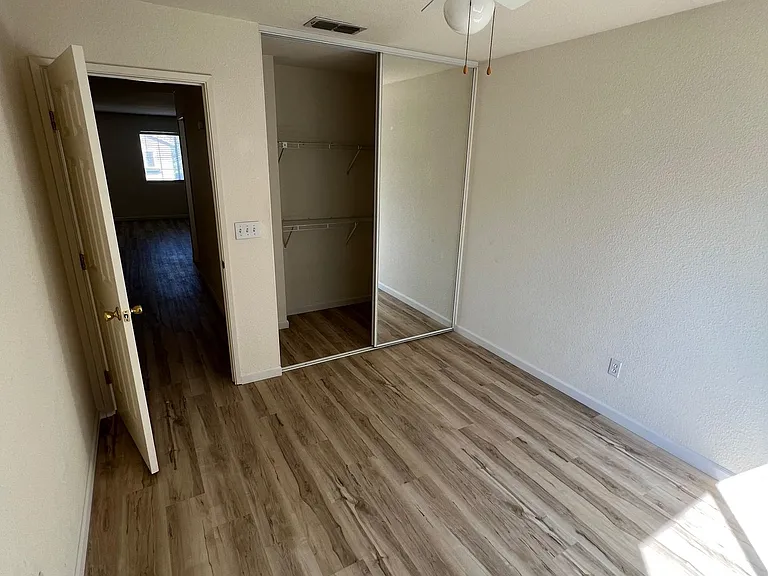 2nd floor - BR 3 closet