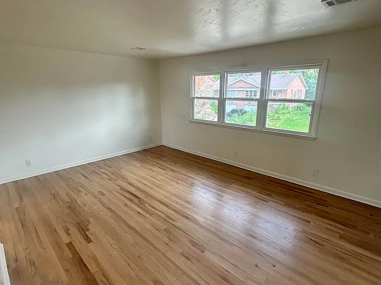 6020 Birch St #3 — Photo 7