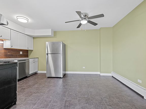 4th image of 17138 71st Ave APT 12