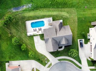 818 Baggins Ct, Gallatin, TN 37066