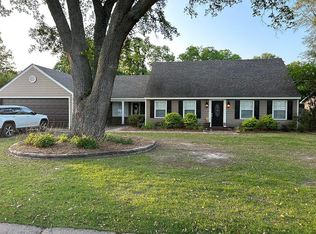 1254 Devonshire Pl, Greenville, MS 38701