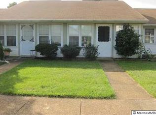 27B Cambridge Cir, Manchester, NJ 08759