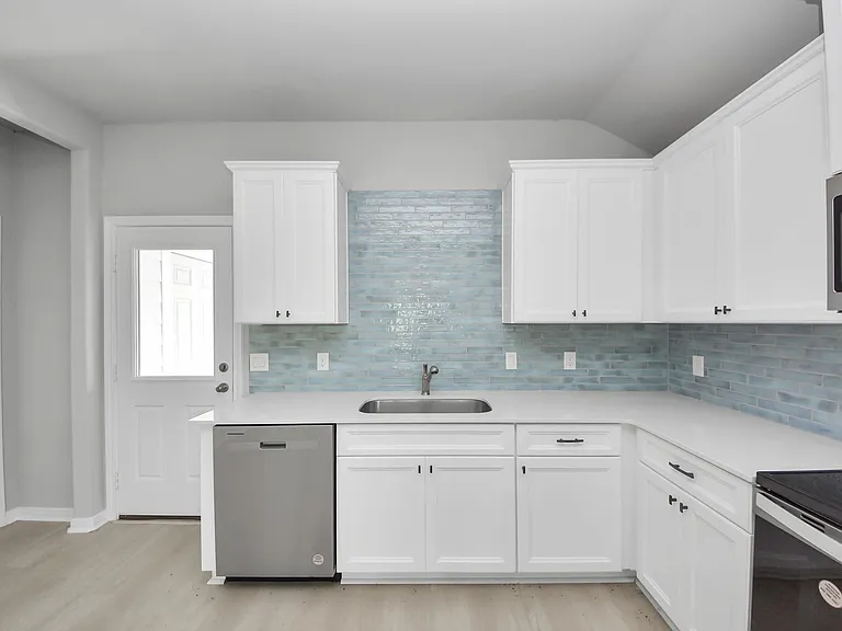 1105 W Bayshore Dr — Photo 15