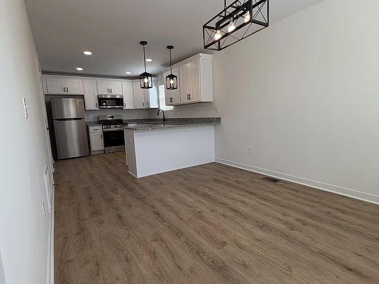 71 Woodsdale Pl SE — Photo 13