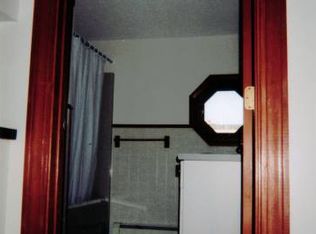 3 Pine St, Cranston, RI 02910