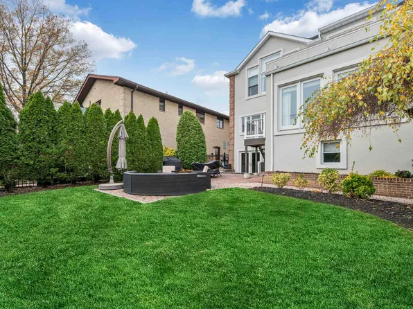 534 Brandon Place image 32 of 44