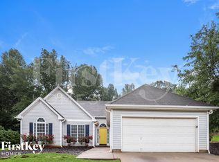 660 Rosebud Ln, Winder, GA 30680