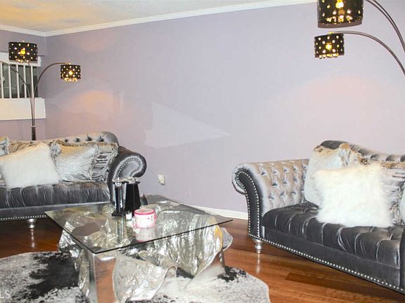 5th image of 83 Willowick Dr #83