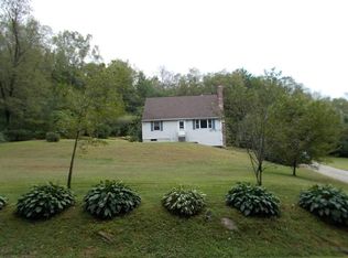 67 Dodge Rd, Woodstock, CT 06281