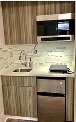 Rented by R New York