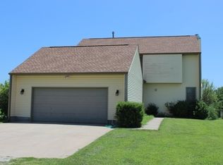8225 E 42nd St S, Derby, KS 67037