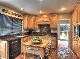 20792 Sparkman Ln, Huntington Beach, CA 92646