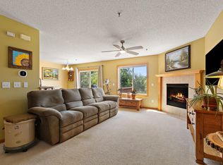 497 Pleasant Ln, Chaska, MN 55318