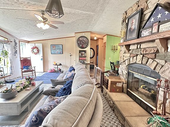 5th image of 10676 W Hickory Ct