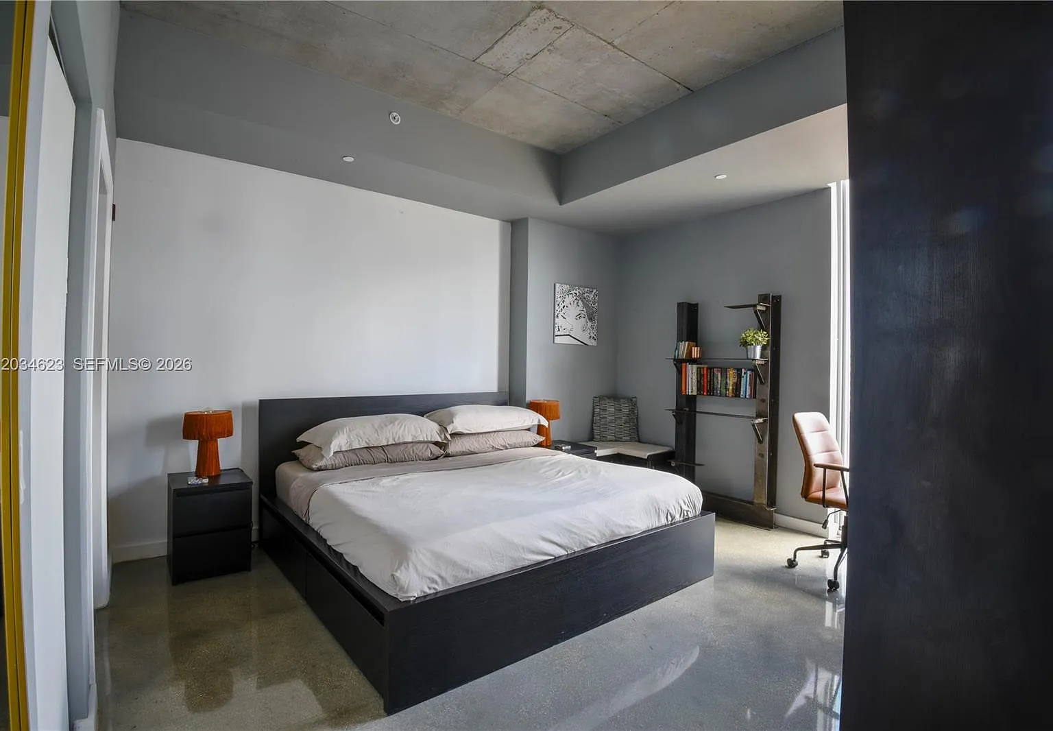 Centro Condo — Photo 4