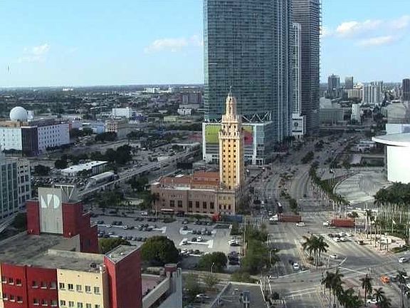 5th image of 244 Biscayne Blvd APT 2605