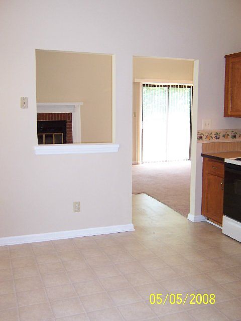 1st image of 5802 Hunters Crossing Ln