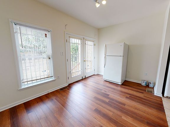 5th image of 1721 W Berks St