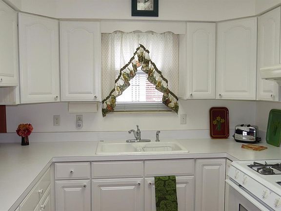 4th image of 6133 Coventry Dr