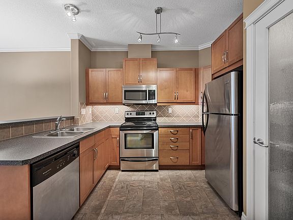 4th image of 10121 80th Ave NW #319