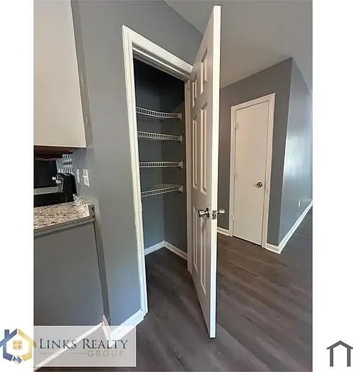 428 Jones St #1 — Photo 10