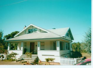 238 A St, Myrtle Point, OR 97458