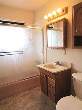5th image of 1280 Brookfield Ave APT 2