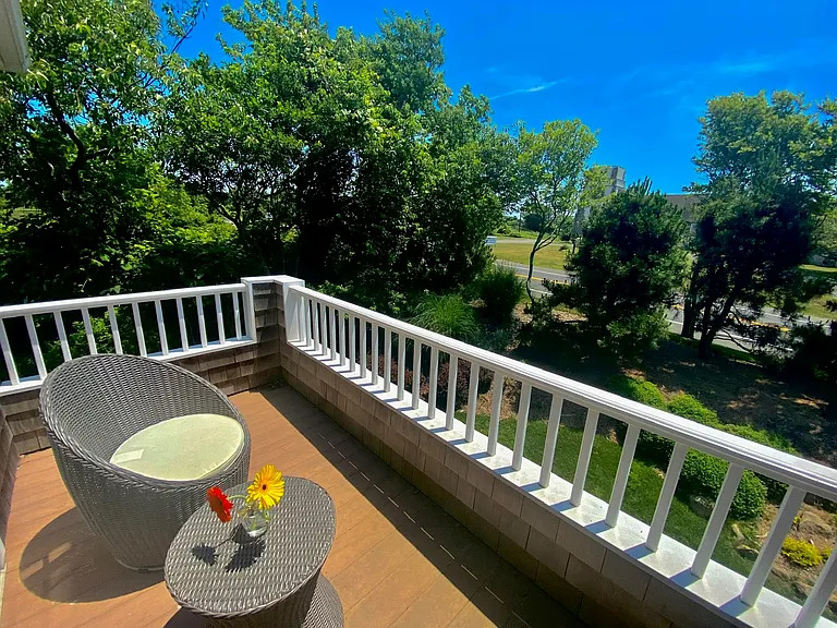843 Montauk Hwy — Photo 10
