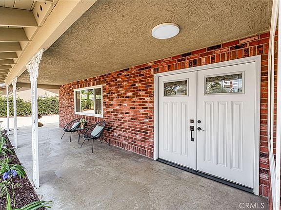 4th image of 4565 Grand Ave
