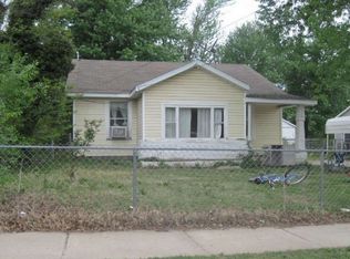 404 N Kansas St, Springdale, AR 72764