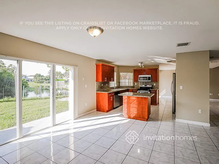 15813 SW 79th St — Photo 7