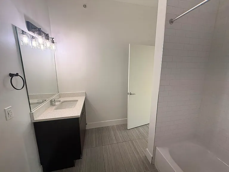281 Fairmount Ave #54E — Photo 8