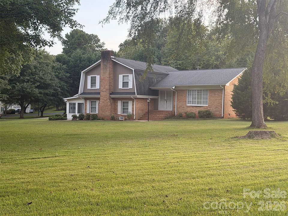 1st image of 3401 Tracelake Dr