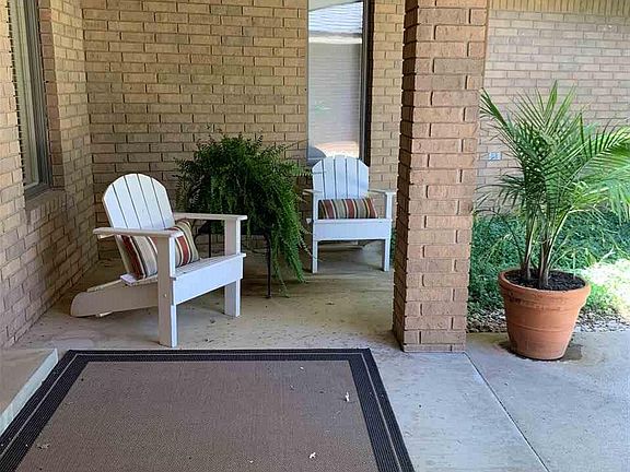 5th image of 205 Sandzen Dr