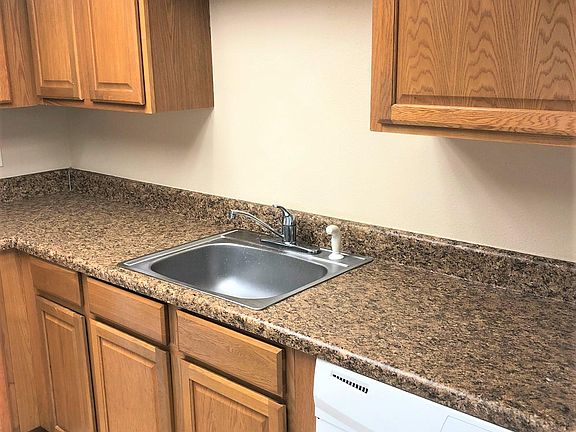 5th image of 3220 6th St S APT 201