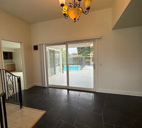 2nd image of 150 Greenfield Pl