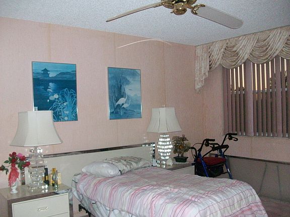 5th image of 2521 NW 104th Ave APT 208