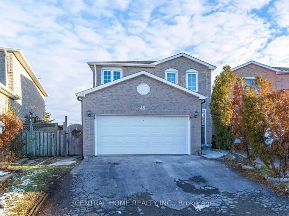 45 Dellano St, Markham, ON L3S 2N8