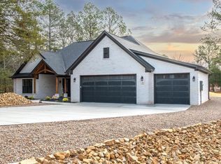 45 Pizarro Dr, Hot Springs Village, AR 71909