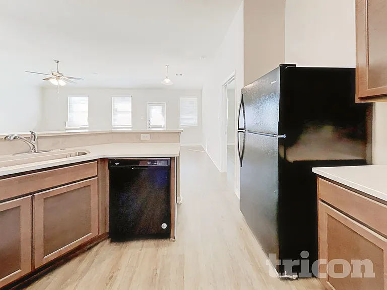 3606 Karissa Rd — Photo 5