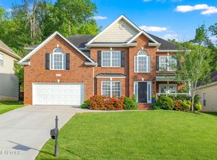 10424 Harrison Springs Ln, Knoxville, TN 37932