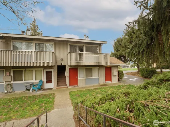 9623 S 248th Street #E2, Kent, WA 98030