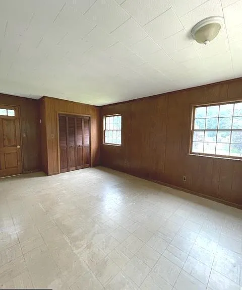 4408 Glenridge St — Photo 14