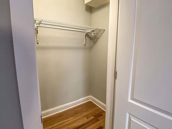 2nd image of 4036 N Ashland Ave #1SBT